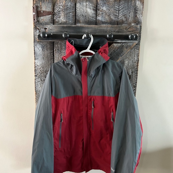 Mens Far West Full Zipper Light Jacket w/Hood Burgundy & Grey - Size Medium - Picture 1 of 3